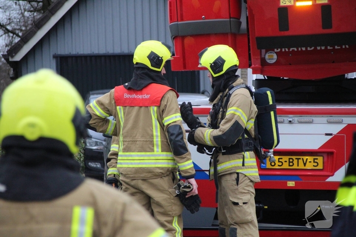 Brand in schoorsteen woning vergt brandweerinzet