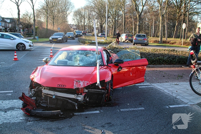 Flinke aanrijding met Audi R8