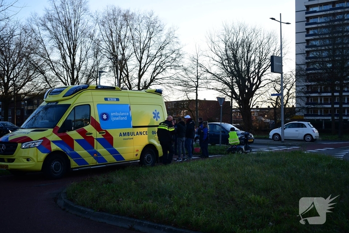 Aanrijding tussen auto en scootmobiel