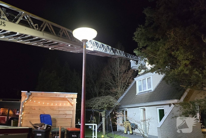 Brandweer ingezet voor schoorsteenbrand