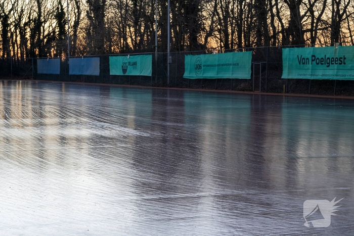 Eerste kerstdag brengt schaatsplezier op natuurijs