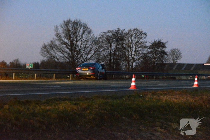 Verkeersongeval door loslopende hond op snelweg