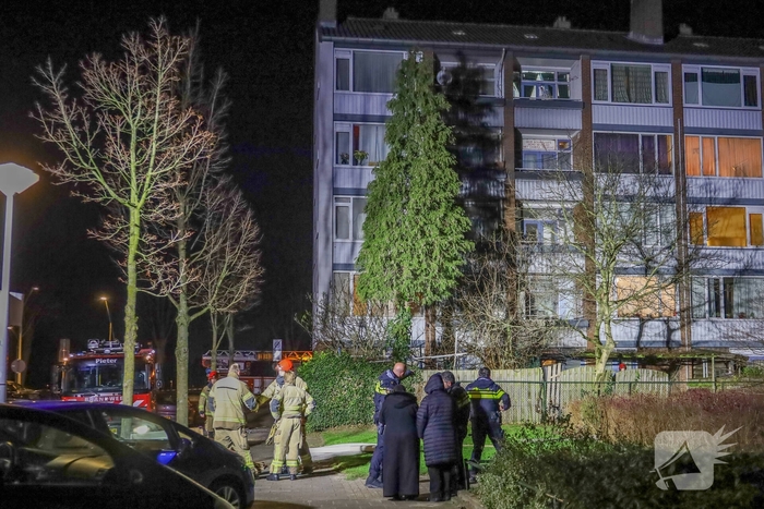 Brand in flat leidt tot ontruiming van woningen