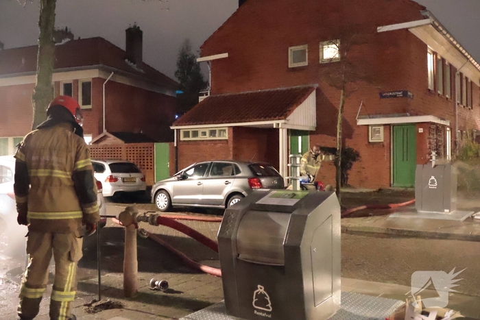 Brand in ondergrondse afvalcontainer