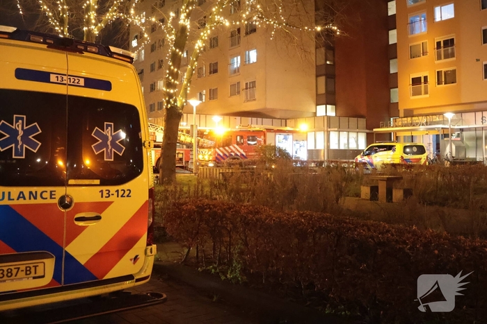 Brand in flatwoning leidt tot evacuaties