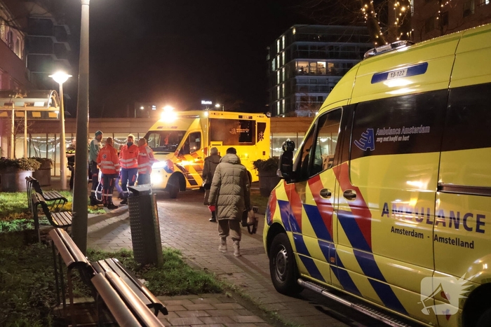 Brand in flatwoning leidt tot evacuaties
