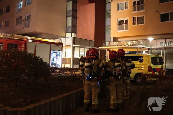 Brand in flatwoning leidt tot evacuaties