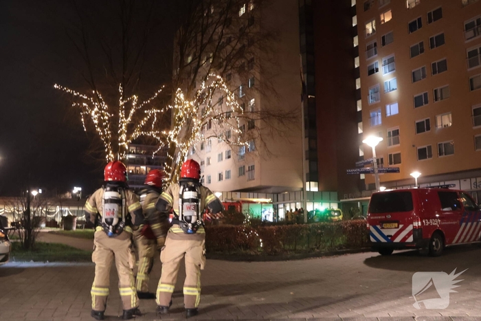 Brand in flatwoning leidt tot evacuaties