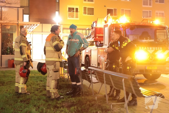 Brand in flatwoning leidt tot evacuaties