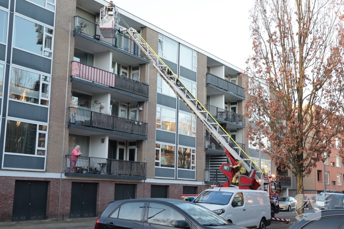 Brand in flatwoning leidt tot zwaargewonde