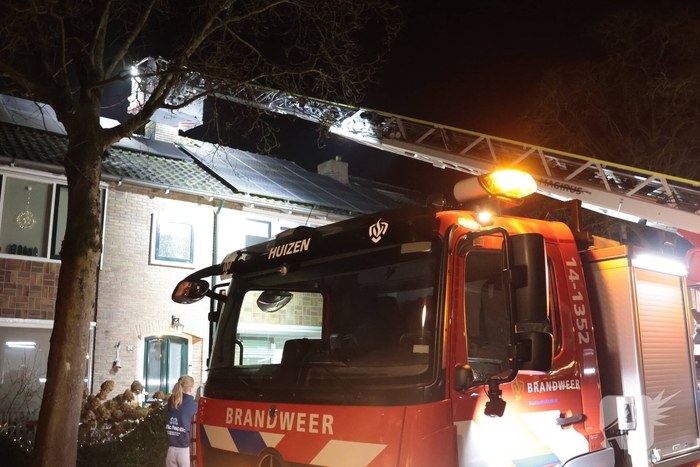 Brand in schoorsteen woning vergt snelle brandweeractie
