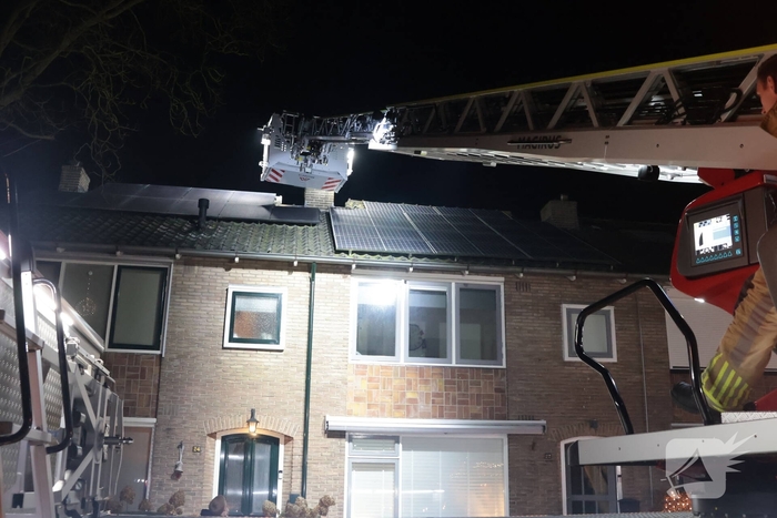 Brand in schoorsteen woning vergt snelle brandweeractie