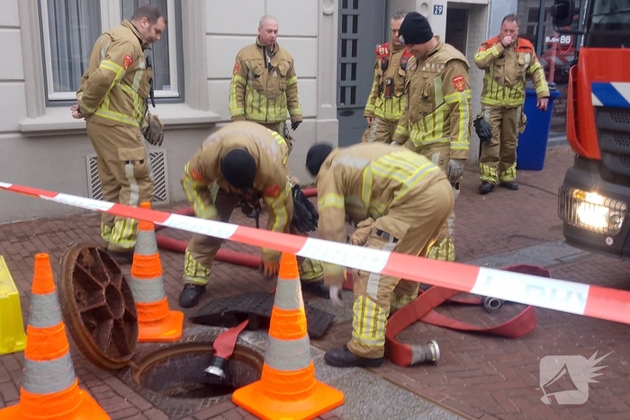 Waterlekkage zorgt voor inzet brandweer