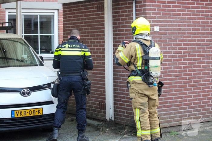 Bewoner blust brand zelf