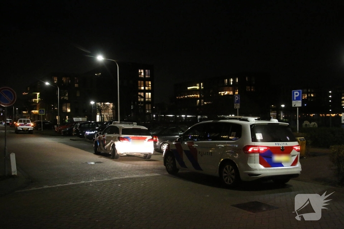 Meerdere aanhoudingen na gooien met vuurwerk naar hulpverleners