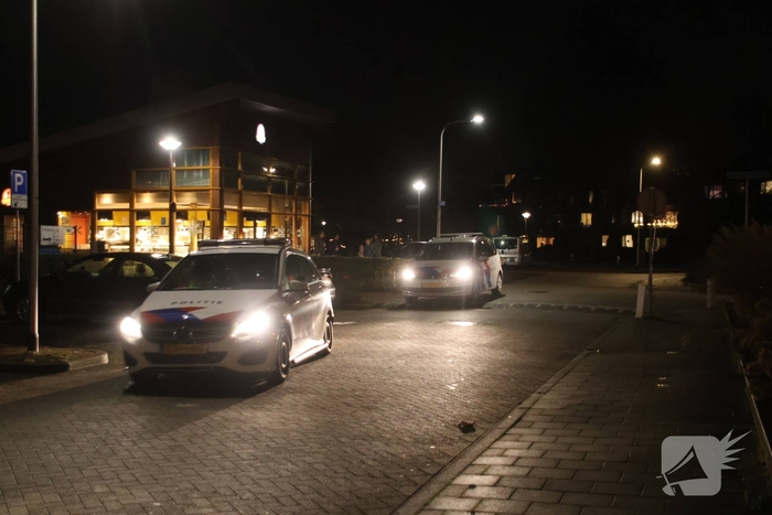 Meerdere aanhoudingen na gooien met vuurwerk naar hulpverleners