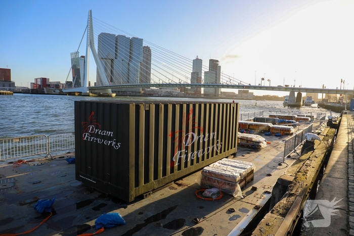 Laatste voorbereidingen voor vuurwerkshow gestart