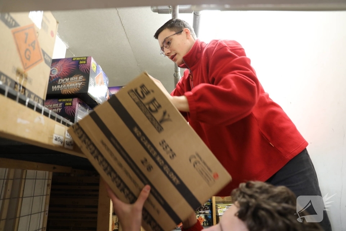 Laatste verkoopdag vuurwerk trekt veel bezoekers