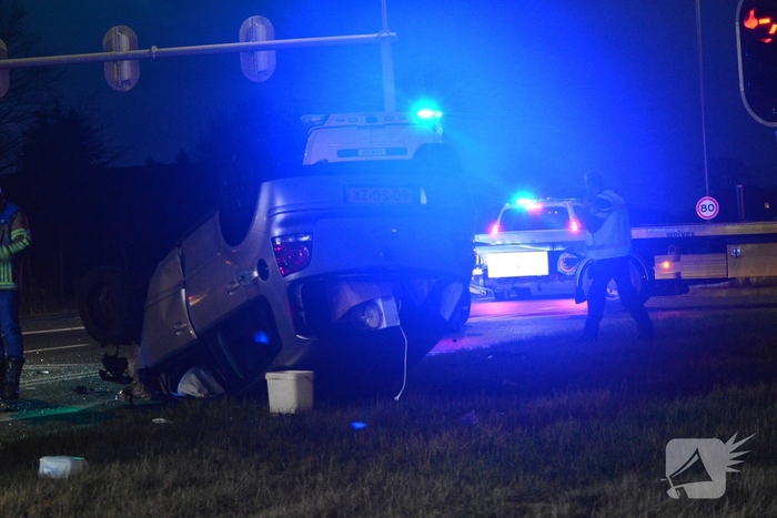 Auto op de kop na ongeval