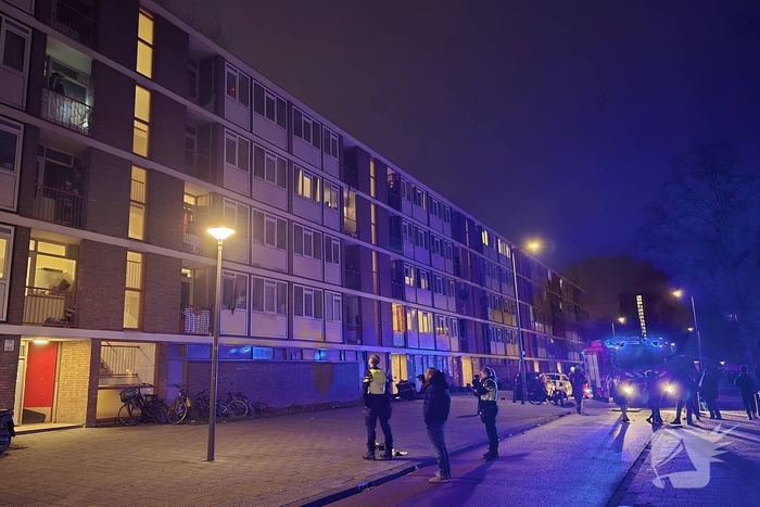 Balkonbrand door vuurwerk snel gedoofd