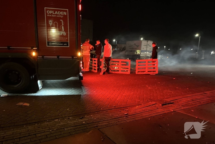Brandweer reageert op brandmelding en brandstichting