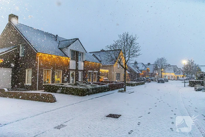 Flinke sneeuwval op tweede dag van jaar
