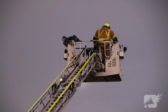Brand in schoorsteen snel geblust