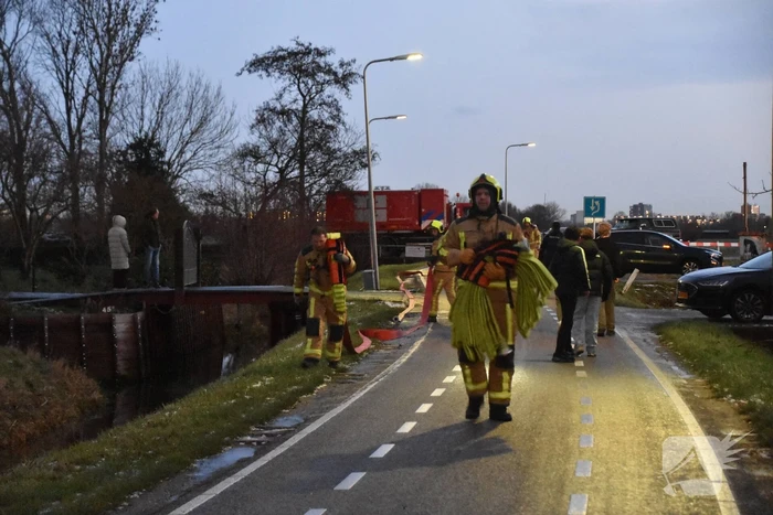 Brand bij agrarisch bedrijf vergt grote inzet