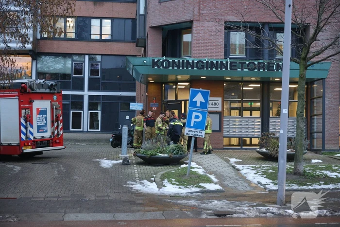 Hulpdiensten massaal aanwezig bij woningbrand