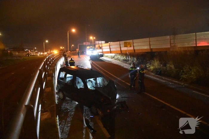 Ongeval veroorzaakt zware schade