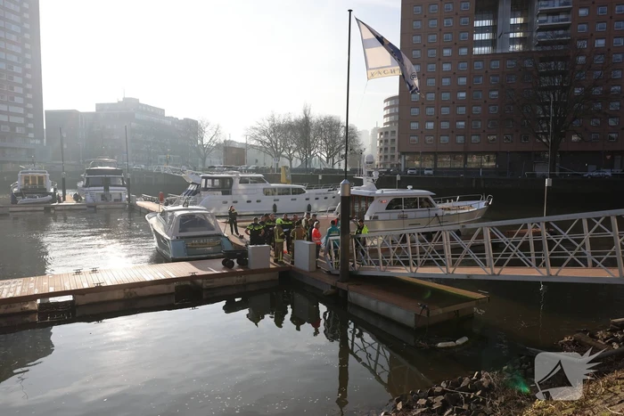 Overleden persoon aangetroffen in water