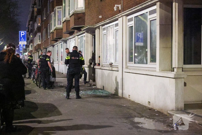 Explosie veroorzaakt brand in woning