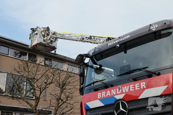 Schoorsteenbrand leidt tot spoedactie brandweer