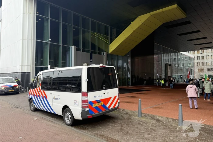 Demonstratie bij Rijkskantoor tegen uitzettingen naar Irak