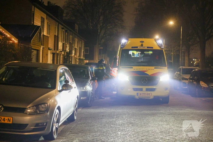 Voertuig rijdt opzettelijk mensen aan