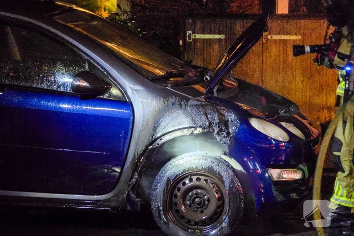Brand in auto veroorzaakt alarm