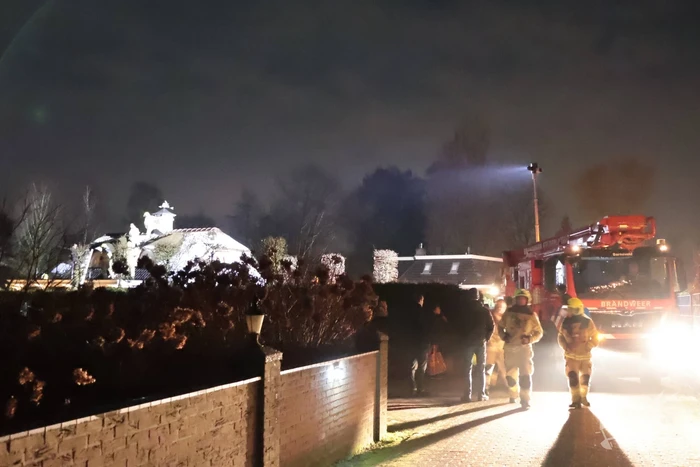 Brand in schoorsteen van villa