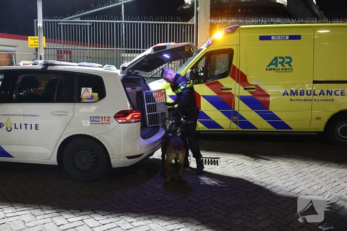 Steekincident op vluchtelingenboot leidt tot gewonde