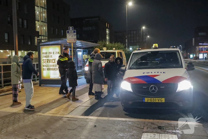 Grote woningbrand leidt tot evacuatie en rookinhalatie