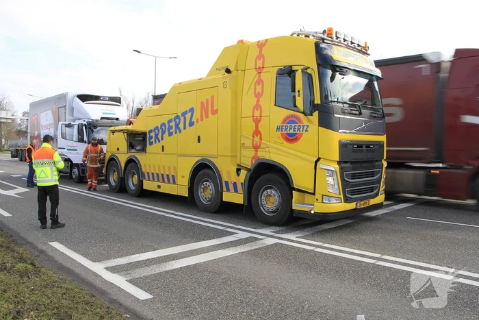 Vrachtwagenstoring veroorzaakt lichte verkeershinder