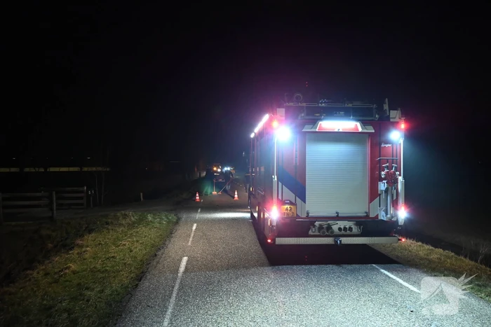 Frontale aanrijding tussen tractor en auto