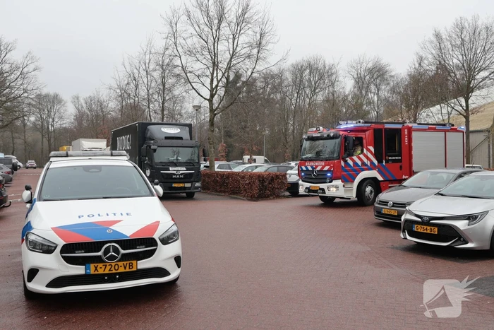Brand in afvalcontainer bij hockeyvereniging