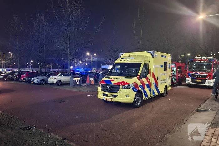 Zoekactie na melding persoon te water