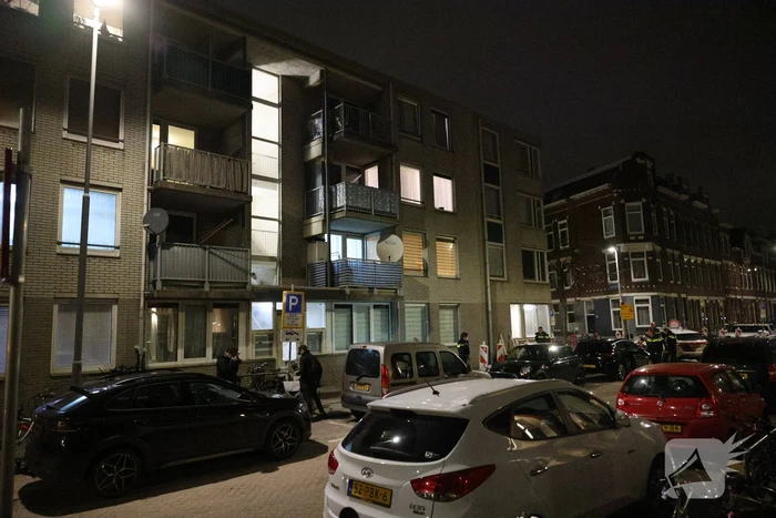 Explosie bij portiekwoning veroorzaakt aanzienlijke schade