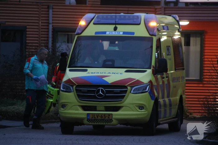 Traumahelikopter landt voor noodsituatie in ziekenhuis