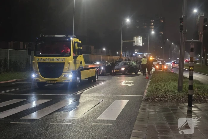 Vier voertuigen betrokken bij kettingbotsing