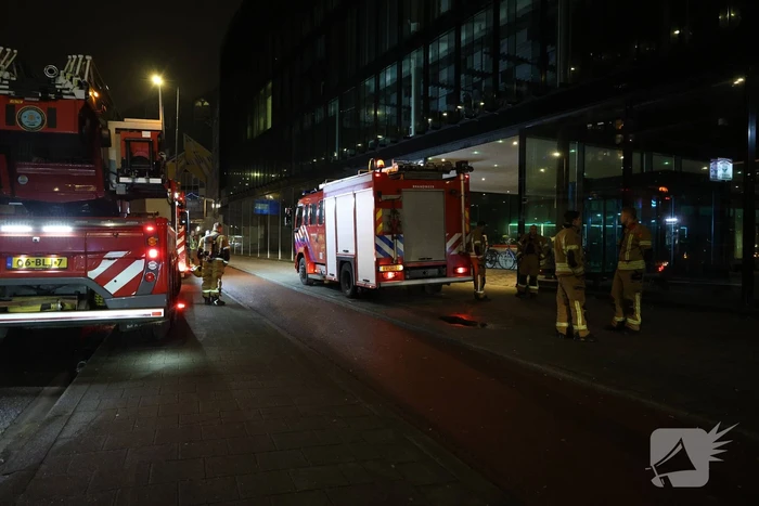Brand leidt tot onderbreking van trein- en metroverkeer