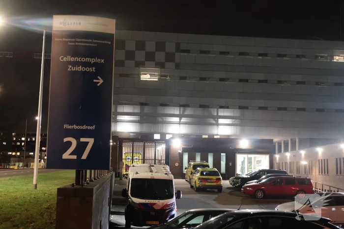 Medische noodsituatie bij politiebureau