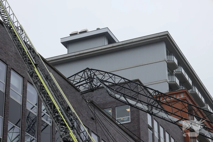 Ongeval met bouwkraan leidt tot grote inzet hulpdiensten