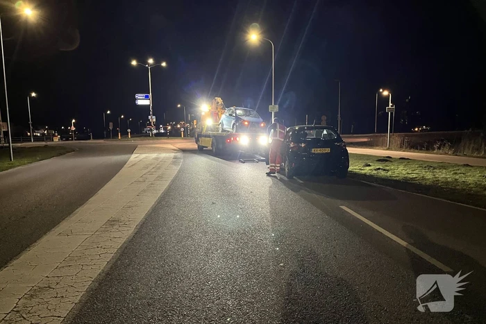 Ongeval met twee voertuigen zorgt voor schade